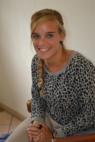 Opvolg: Janet kuier inOudtshoorn